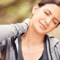 Cervicale: cause, sintomi e rimedi per il dolore al collo.